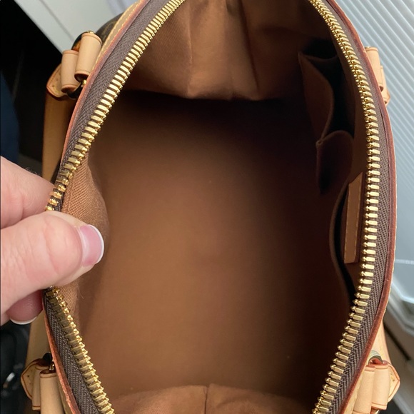 Authentic Louis Vuitton Tivoli PM - immaculate - Picture 8 of 14